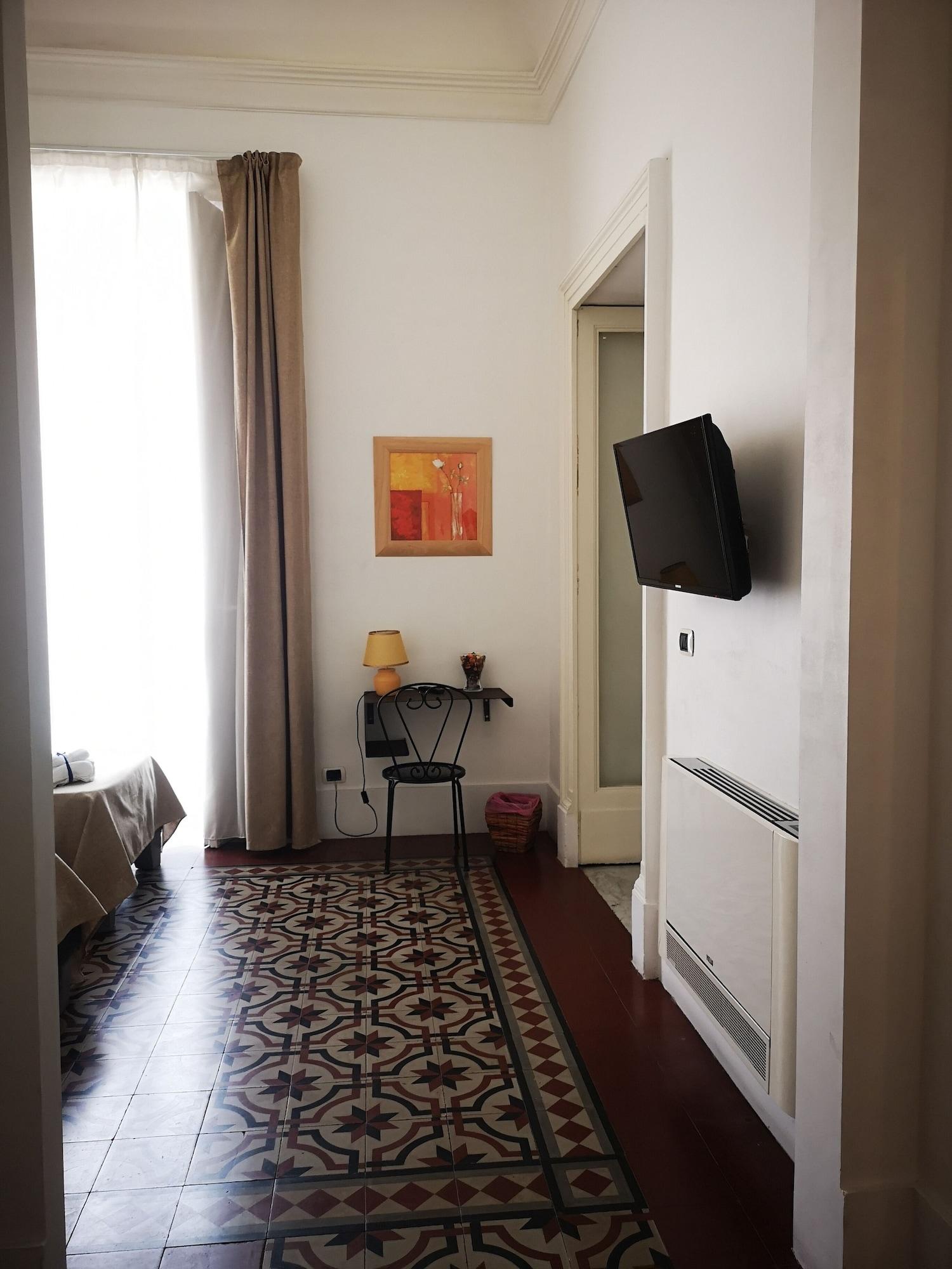 Valentino Hotel 3*