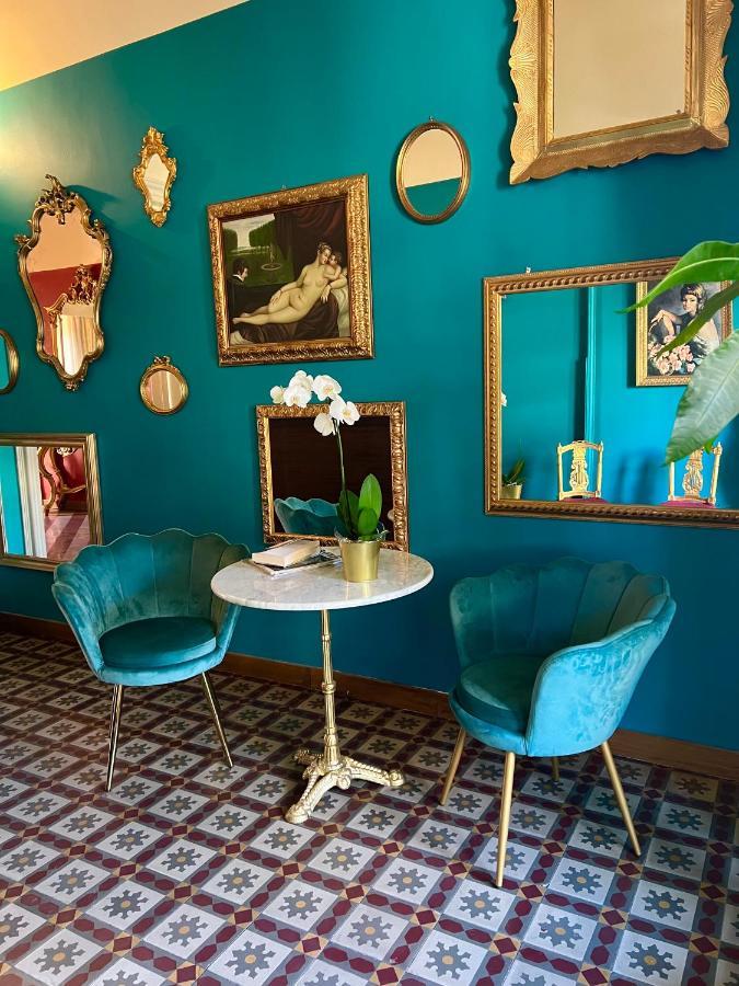 Valentino Hotel