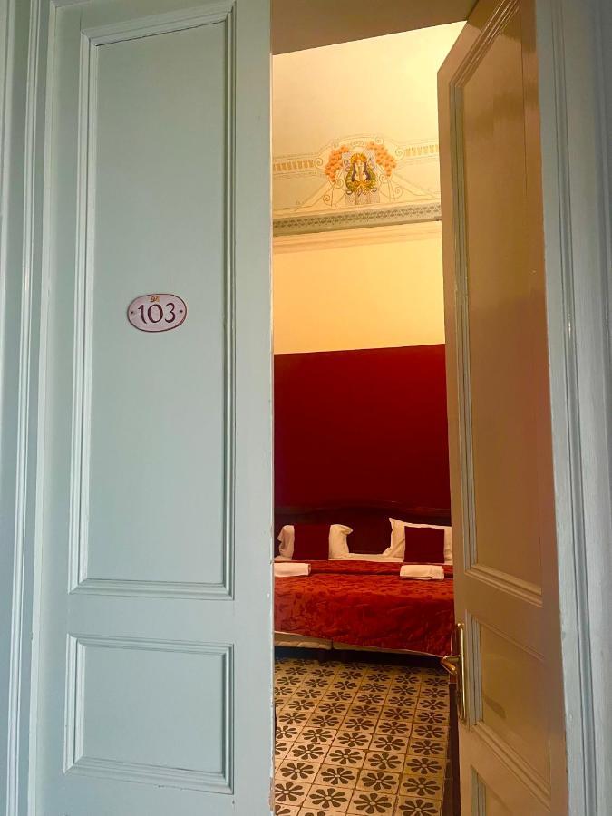 Valentino Hotel CTA