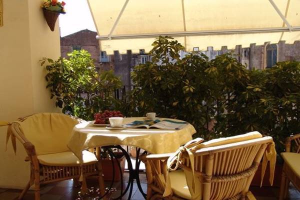 Valentino Hotel CTA